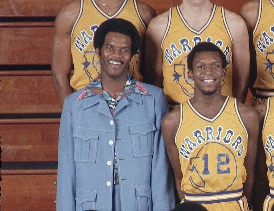 Basketball: Portrait of Golden State Warriors team (L-R, top) Derrek Dickey (40), Jeff Mullins (23), Jamaal Wilkes (41), Phil Smith (20), (L-R, middle) assistant coach Joe Roberts, Robert Hawkins (12), Gus Williams (1), head coach Al Attles, (L-R, bottom) Dwight Davis (42), Charles Johnson (10), Clifford Ray (44), George Johnson (52), Charles Dudley (15), and Rick Barry (24) during photo shoot. 
Oakland, CA 1/22/1976
CREDIT: Neil Leifer (Photo by Neil Leifer /Sports Illustrated via Getty Images)
(Set Number: X20204 TK1 )