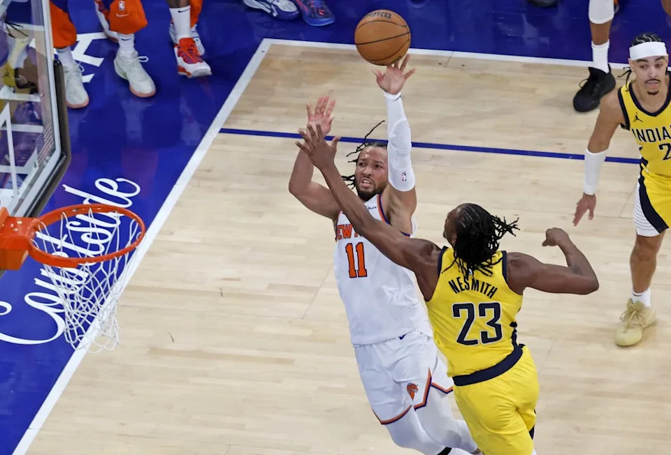 Jalen Brunson puts up a shot as Aaron Nesmith defends during the Knicks’ Game 1 loss to the Pacers. Jason Szenes / New York Post