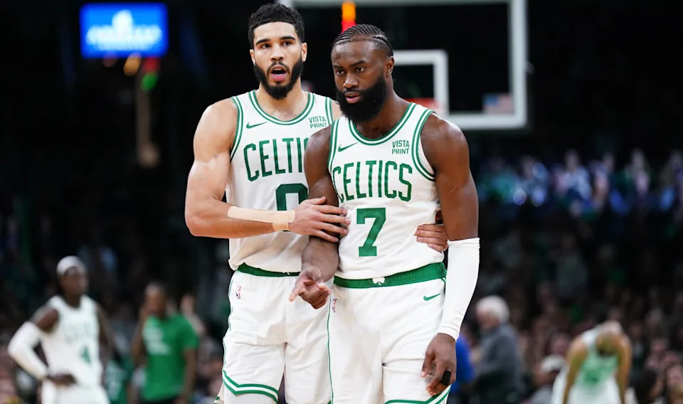 Boston Celtics forwards Jayson Tatum (0) and Jaylen Brown (7)© David Butler II-Imagn Images
