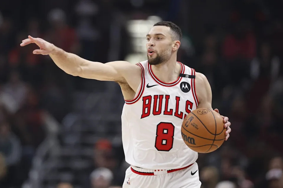 Jan 10, 2025; Chicago, Illinois, USA; Chicago Bulls guard Zach LaVine (8) brings the ball up court against the Washington Wizards during the first half at United Center. Mandatory Credit: Kamil Krzaczynski-Imagn Images Mandatory Credit: Kamil Krzaczynski-Imagn Images