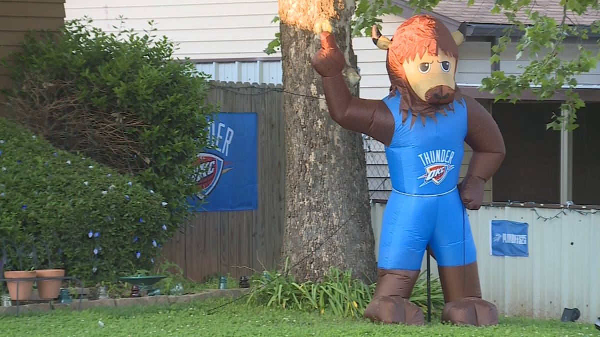 Thunder support on full display at Oklahoma City metro home