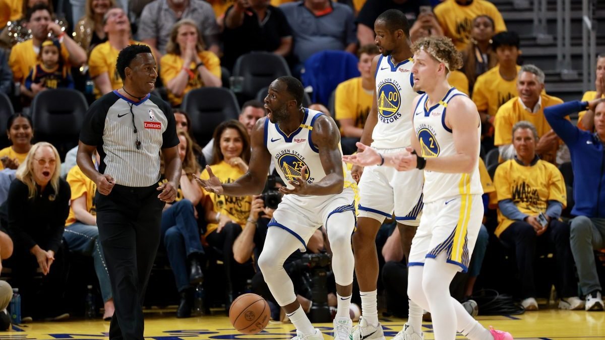 Warriors GM Mike Dunleavy states refs in ‘tough spot’ in NBA playoffs – NBC Sports Bay Area & California