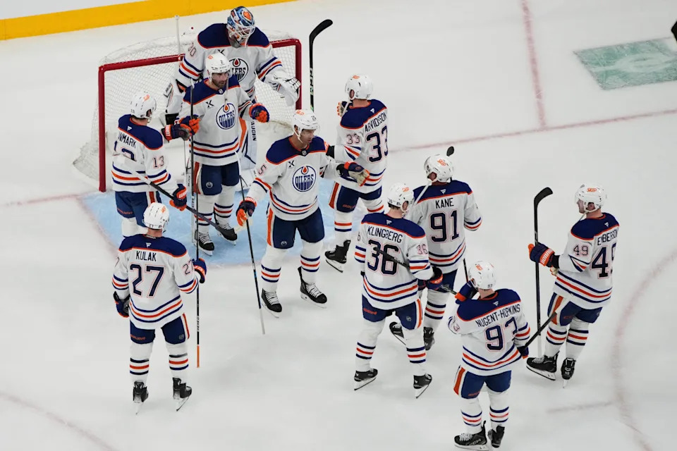 (John Locher/AP Photo)