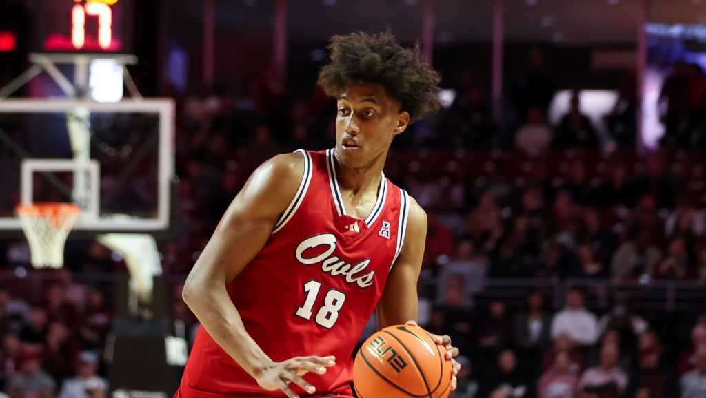 Bearcats solidify frontcourt with Florida Atlantic transfer Baba Miller