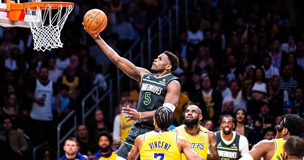 Timberwolves head to 2nd round of NBA playoffs after eliminating Lakers: "Our guys fought"