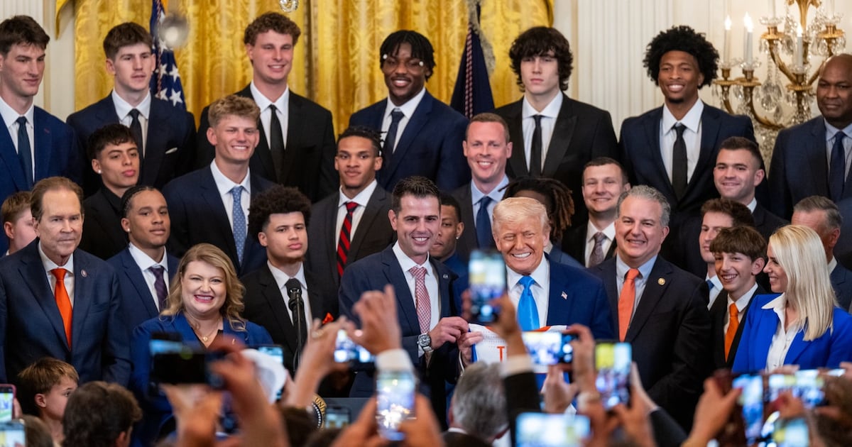 President Trump hosts Florida Gators after NCAA men’s basketball championship win – WFTV