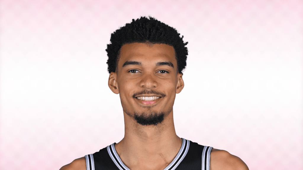 Victor Wembanyama returns to the court for workout with draft prospect Maxime Raynaud