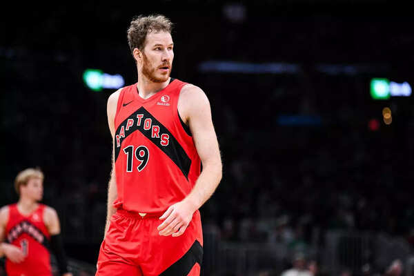 Jakob Poeltl (Image via Getty) Jakob Poeltl