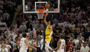 Pacers stun Cavaliers with last-second win, take 2-0 series lead