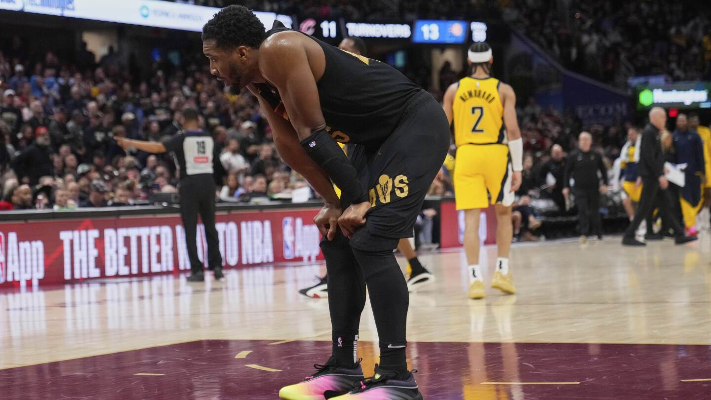 Cavaliers, Donovan Mitchell experience same heartbreak in conference semifinals