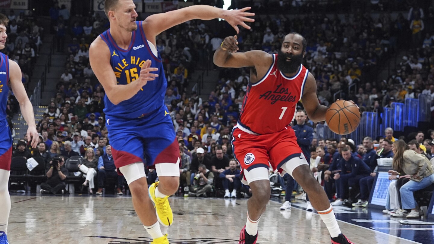 Sizzling Clippers cooled down with 20 turnovers in Game 1 loss in overtime at Denver