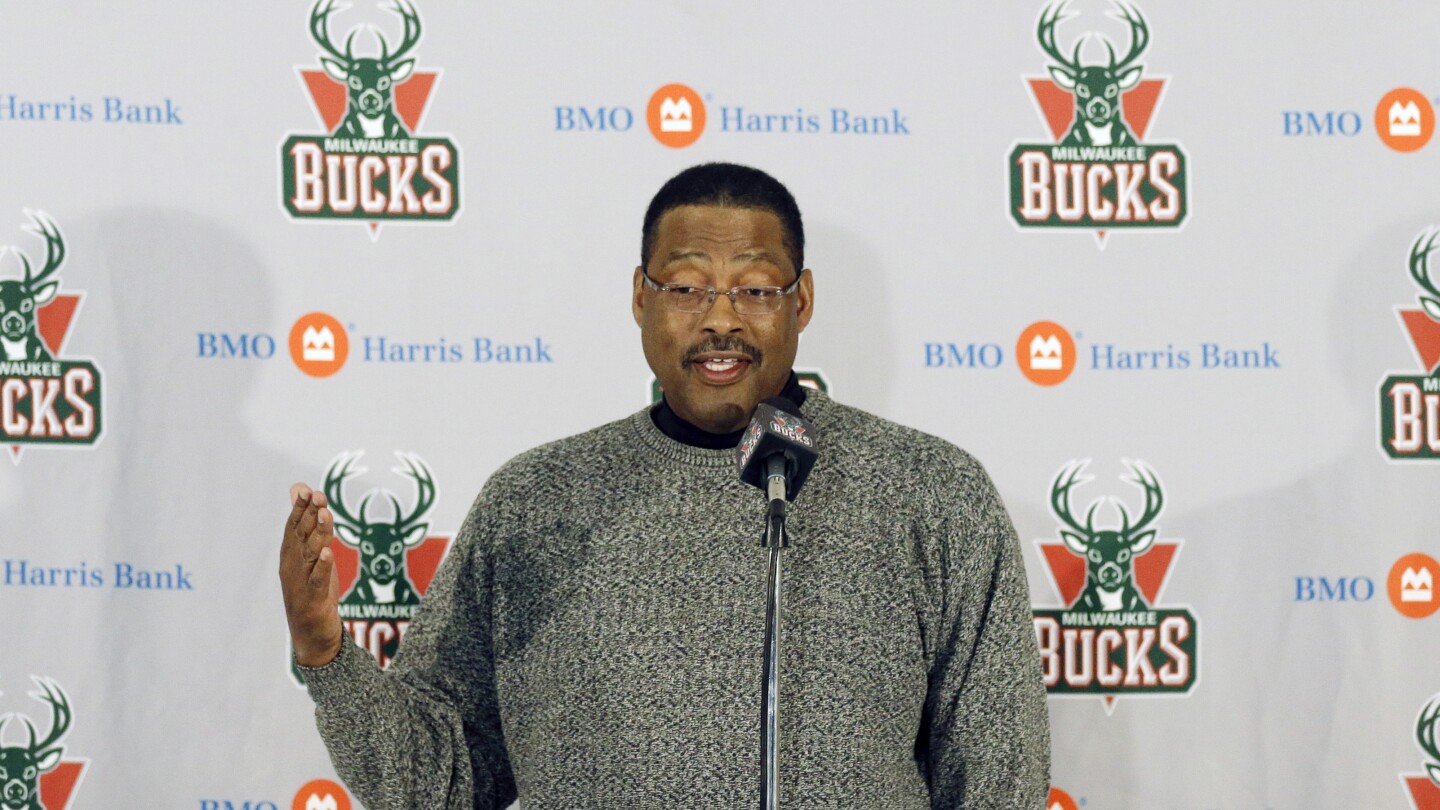 Junior Bridgeman, businessman and basketball standout for Louisville and Milwaukee Bucks, dies at 71