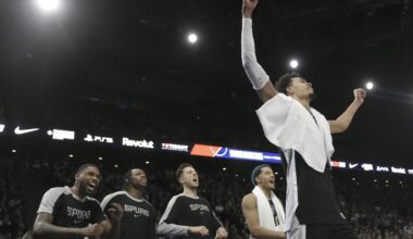 Victor Wembanyama scores 30, and Spurs roll past Pacers in Paris 140-110