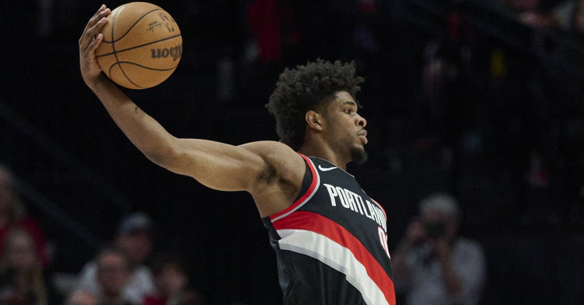 Fog Around Scoot Henderson Lifts, Revealing More Fog