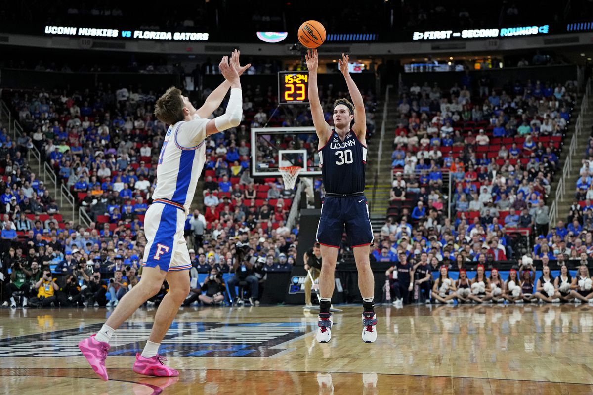 NCAA Basketball: NCAA Tournament Second Round-Connecticut at Florida