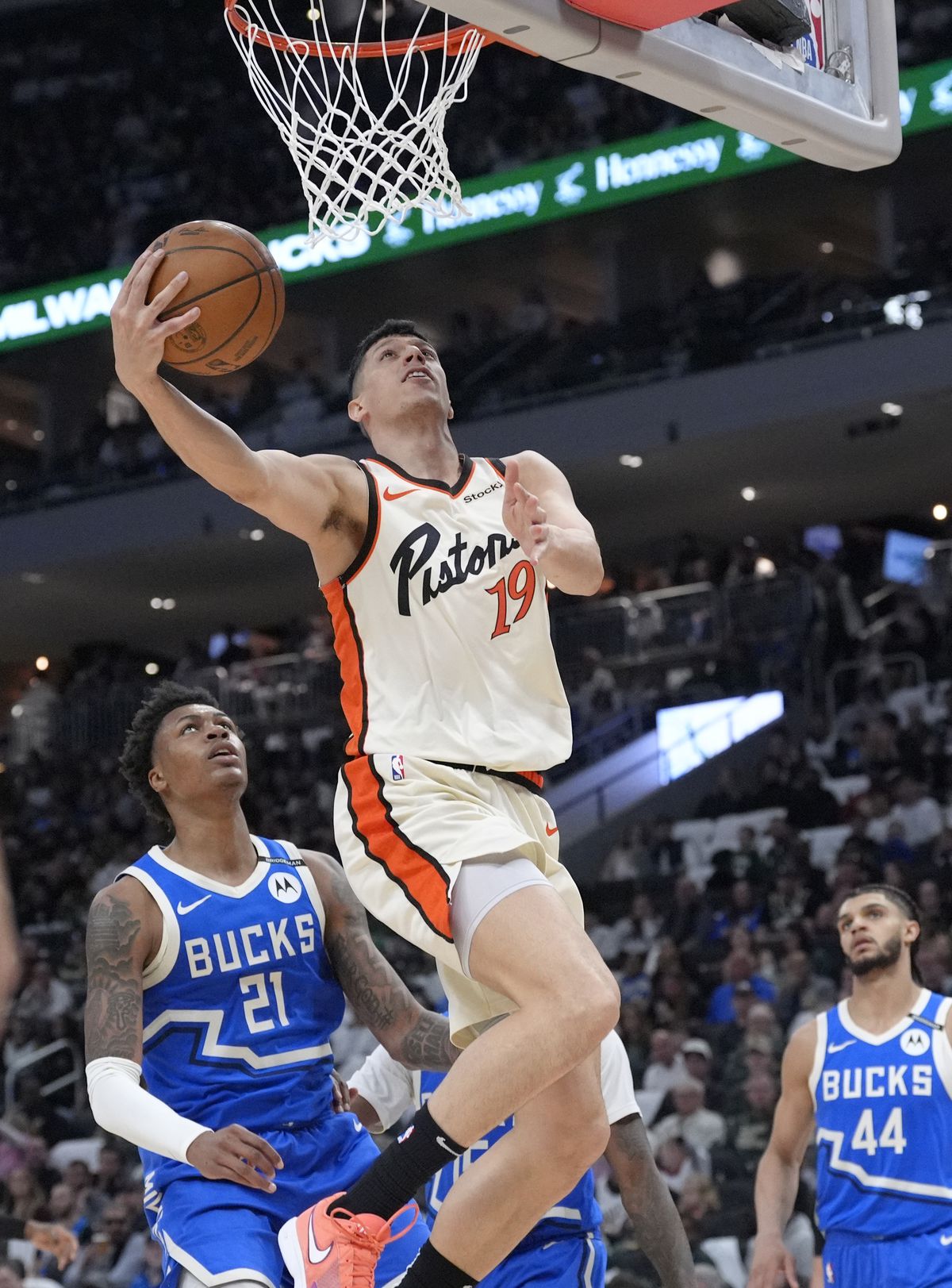 NBA: Detroit Pistons at Milwaukee Bucks