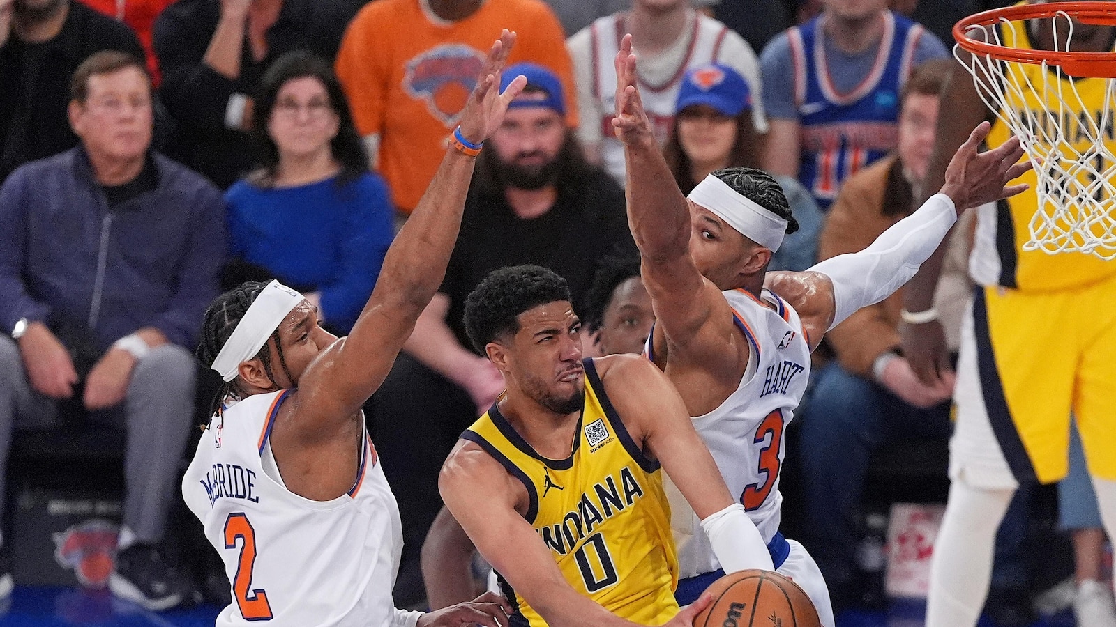 Pacers bring a 2-0 lead over the Knicks home for a sports celebration Sunday in Indiana