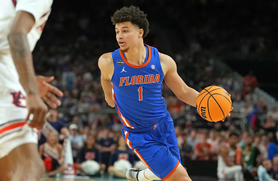 Florida Gators guard Walter Clayton Jr. dribbles the ball against the Auburn Tigers during the men's Final Four.Bob Donnan-Imagn Images