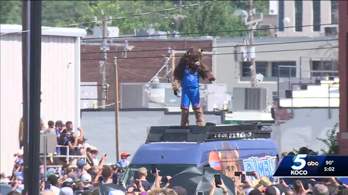 Fans witness history during OKC Thunder's championship parade