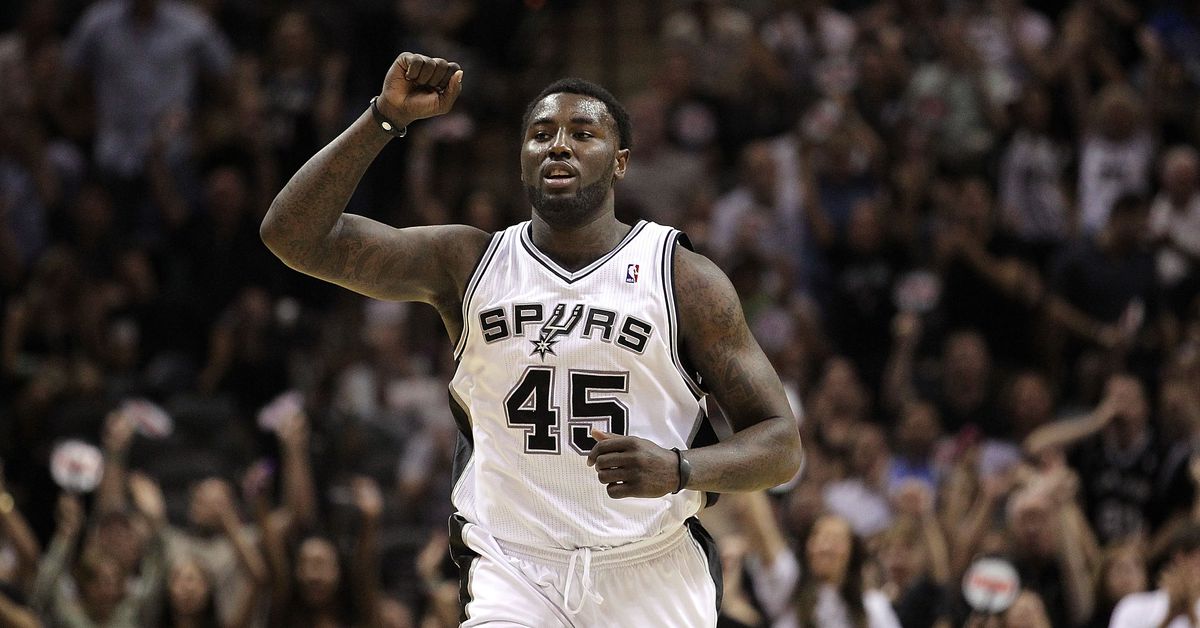 In 2009, the Spurs didn’t retain any of their picks and still drafted three players