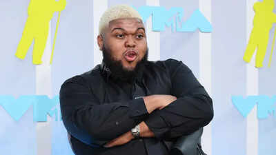 Druski graces Paycom Center for some Game 1 action between the Oklahoma City Thunders and the Indiana Pacers