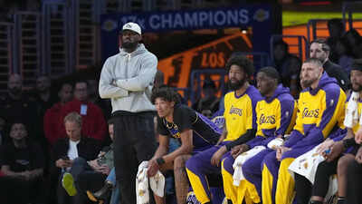 NBA Trade Rumors: Los Angeles Lakers predicted to land $100 million Golden State Warriors superstar in blockbuster 4-team trade proposal