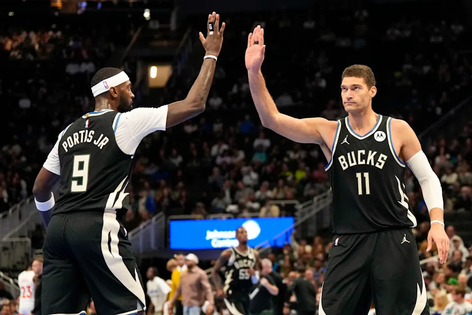 The Los Angeles Lakers are reportedly fans of Milwaukee Bucks center Brook Lopez (right). Jeff Hanisch-Imagn Images