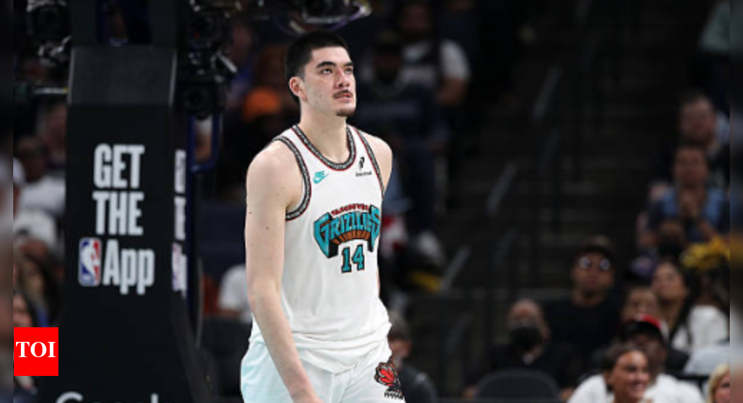 Fans question as Memphis Grizzlies’ center Zach Edey undergoes surgery for sprained ankle | NBA News
