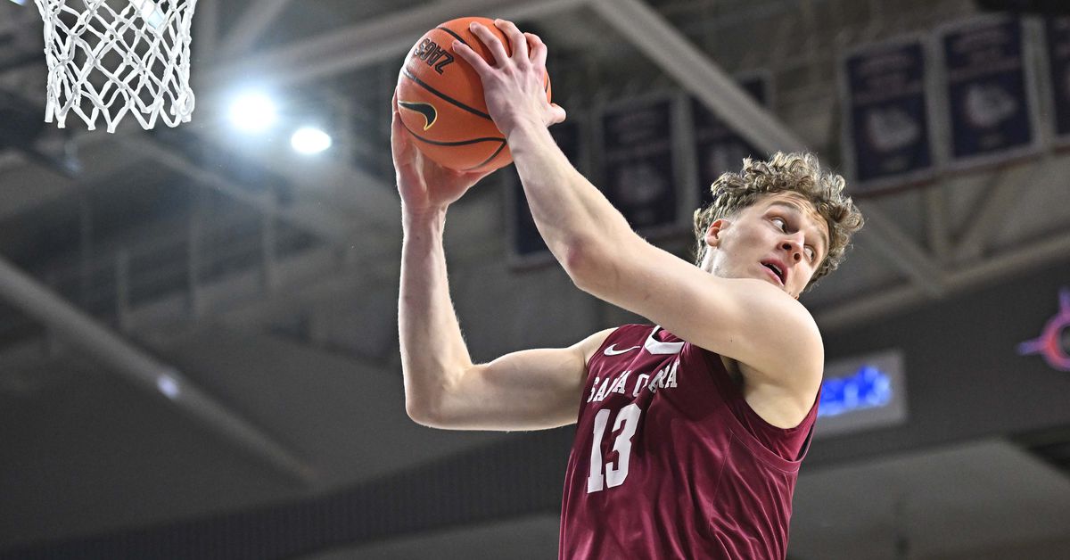 Christoph Tilly gives Ohio State basketball a presence in the paint