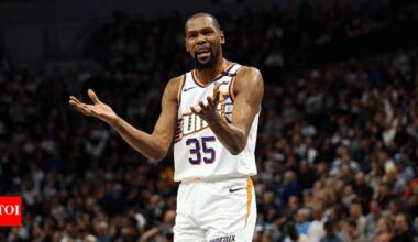 NBA Trade Rumors: Phoenix Suns might land $220,441,984 New York Knicks superstar in a blockbuster deal for Kevin Durant; better fit for Jalen Brunson? | NBA News