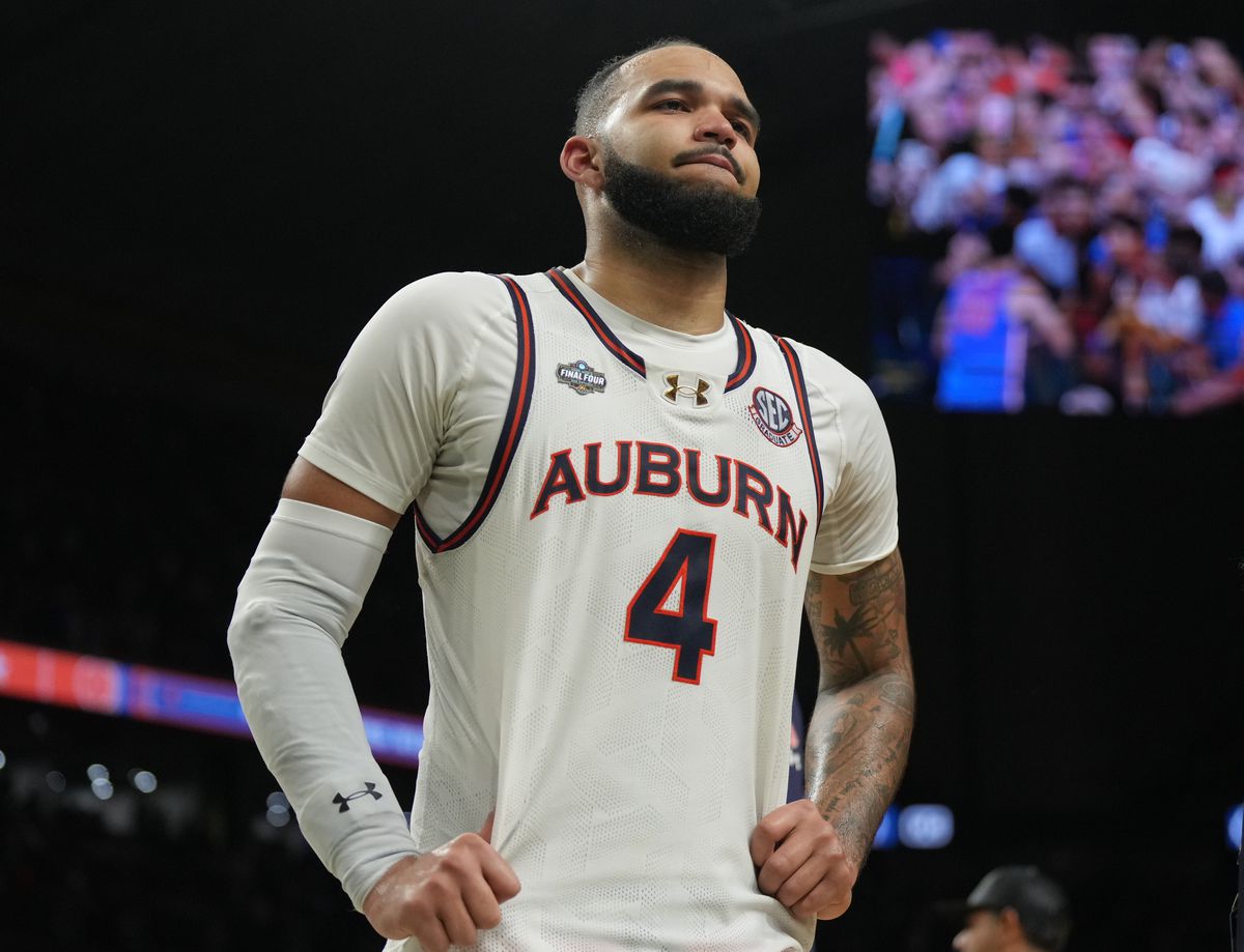 NCAA Basketball: Final Four National Semifinal-Florida at Auburn