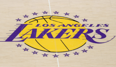 Los Angeles Lakers sale: Buss family selling majority stake to Dodgers owner Mark Walter, per report