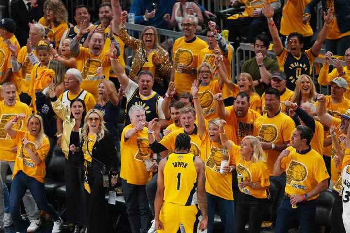 Obi Toppin, Indiana fans