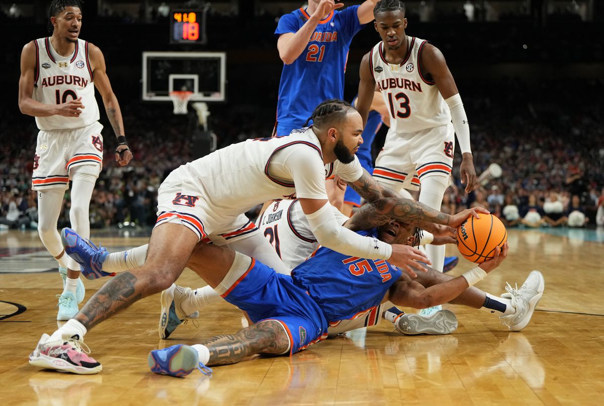 NCAA Basketball: Final Four National Semifinal-Florida at Auburn