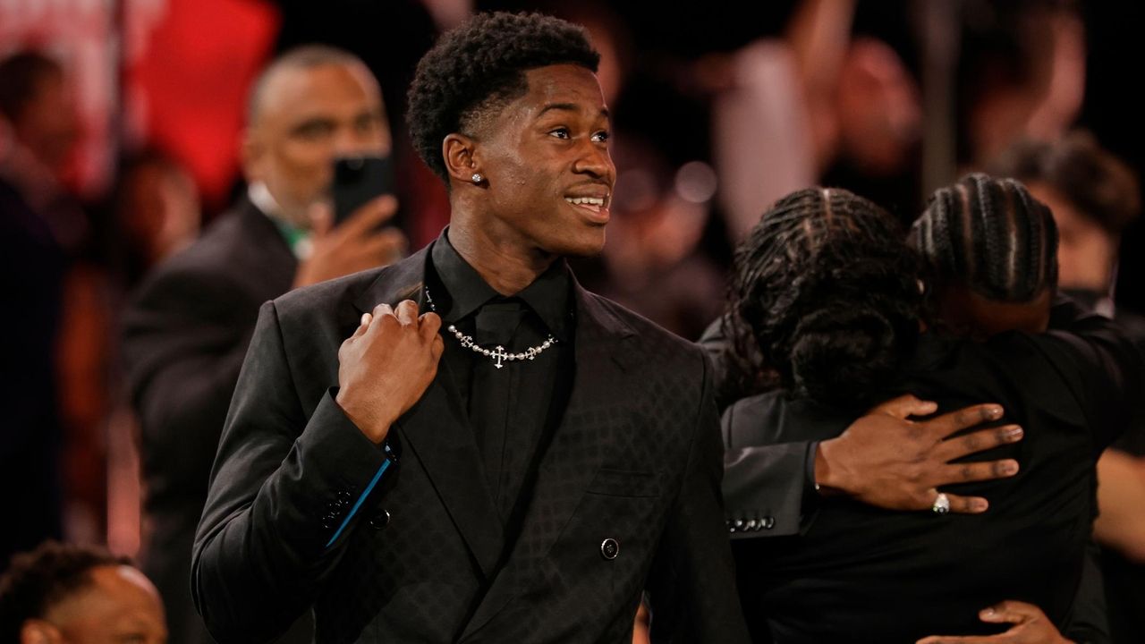 LuHi star Edgecombe surprised to be No. 3 in Draft and going to 76ers