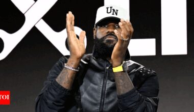 LeBron James Opts Into $52.6 Million Player Option, Will Return to the Los Angeles Lakers for 2025-26 | NBA News