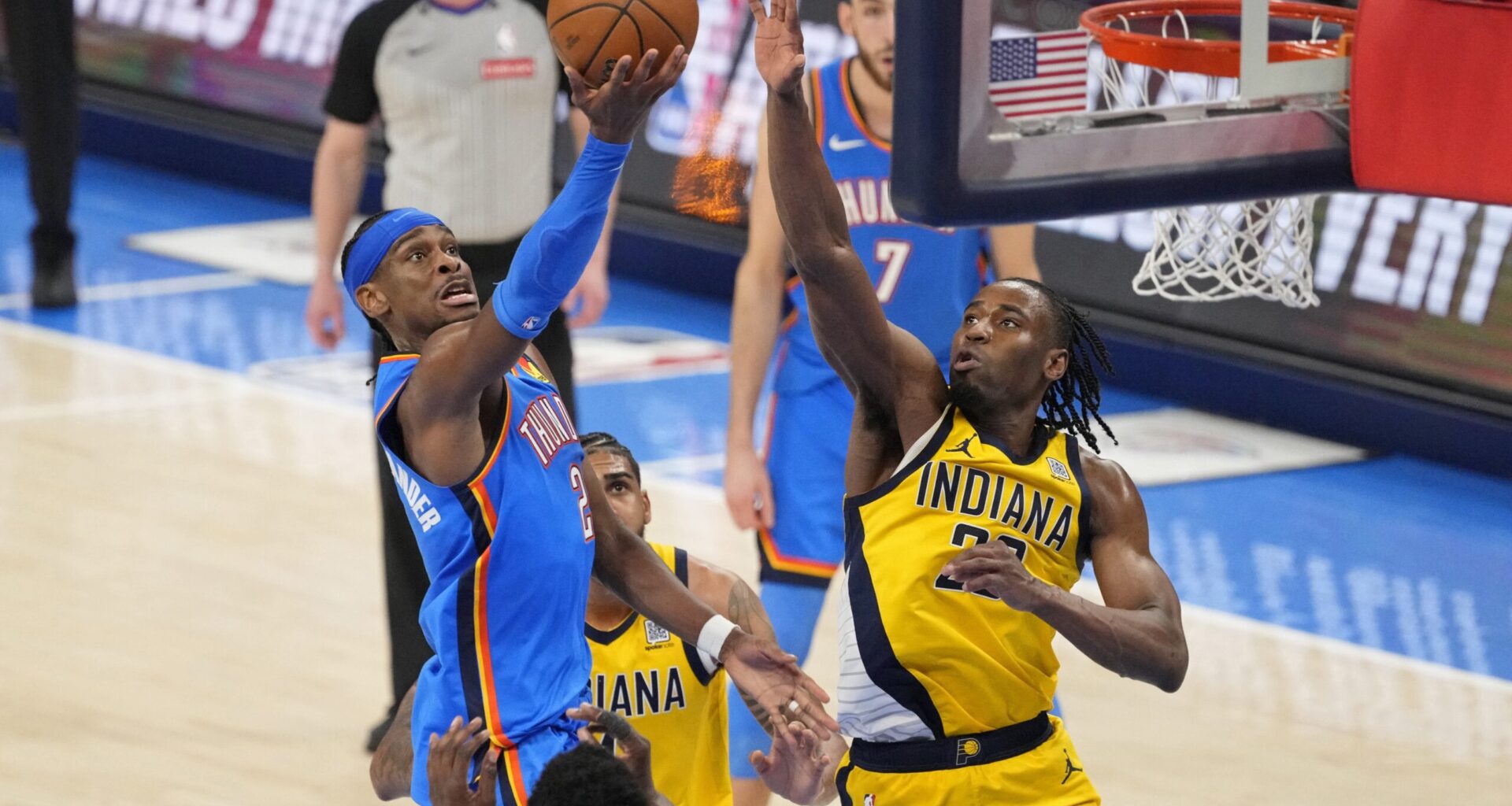 Oklahoma City Thunder guard Shai Gilgeous-Alexander (2) shoots the ball against Indiana Pacers forward Isaiah Jackson (22) during the second half during game two of the 2025 NBA Finals at Paycom Center.