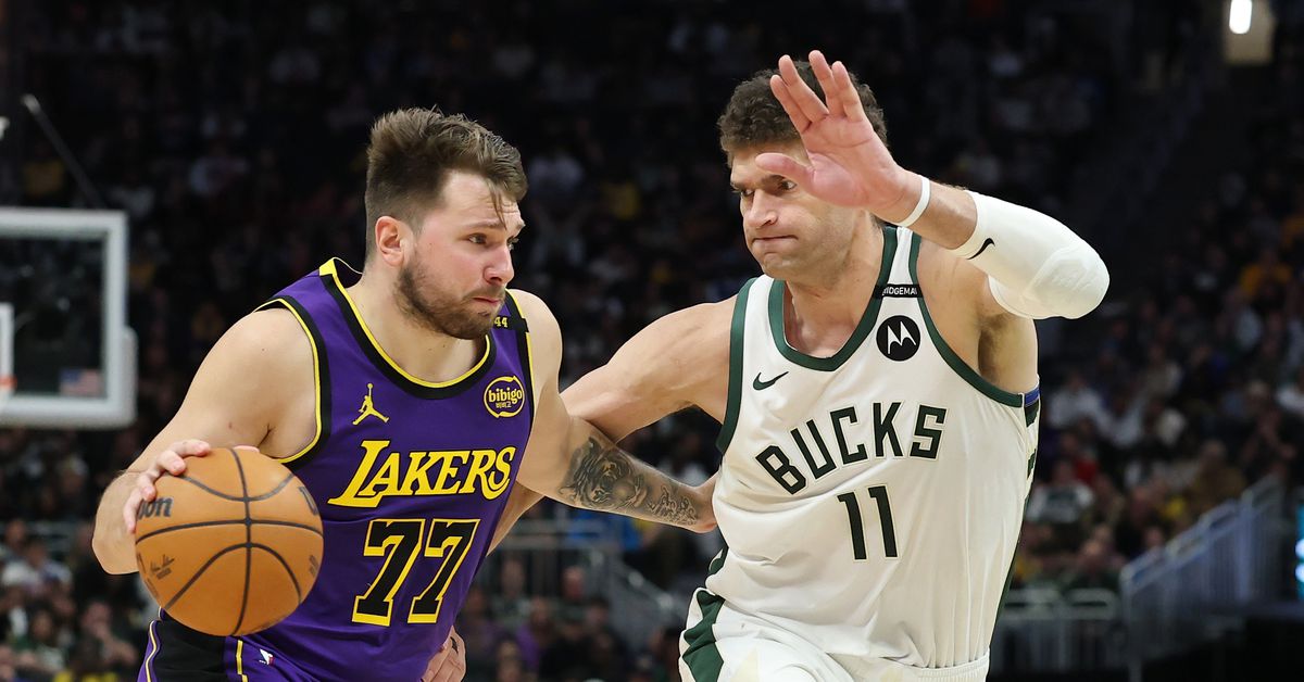 NBA Free Agency: Rival teams expect Lakers to make a run at Brook Lopez