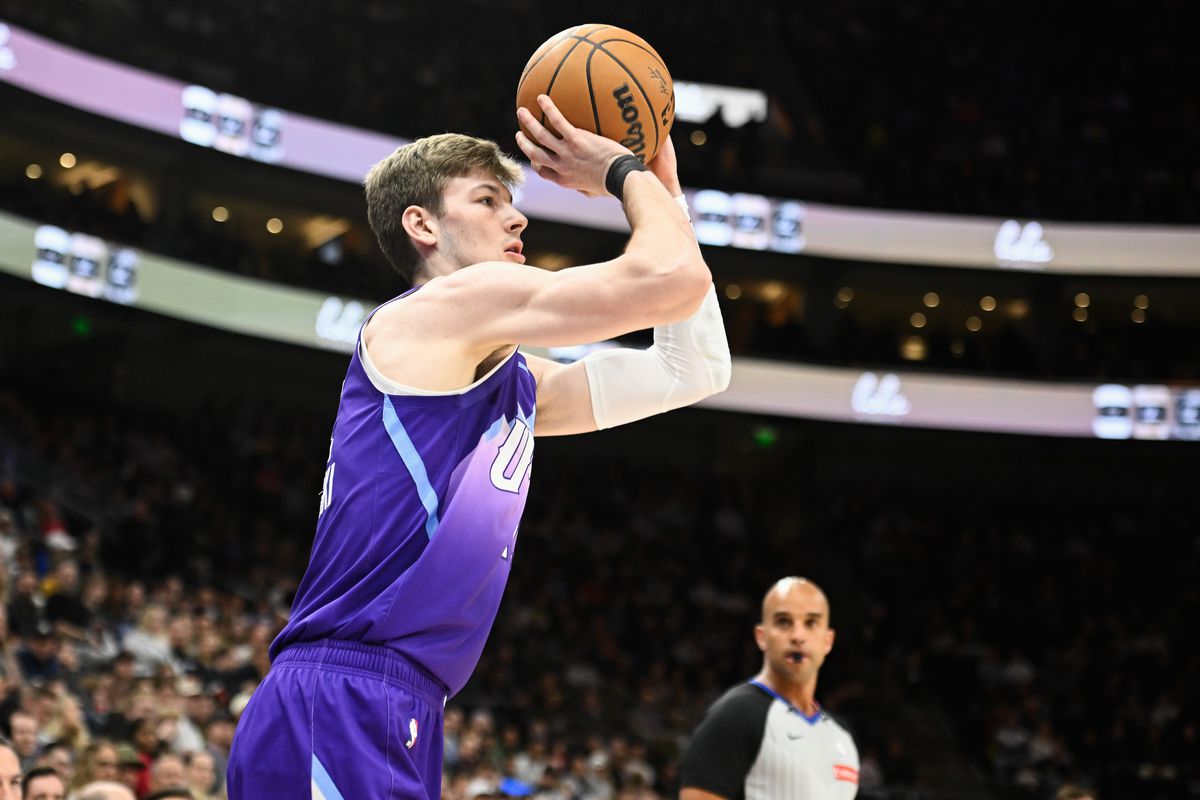 Washington Wizards v Utah Jazz