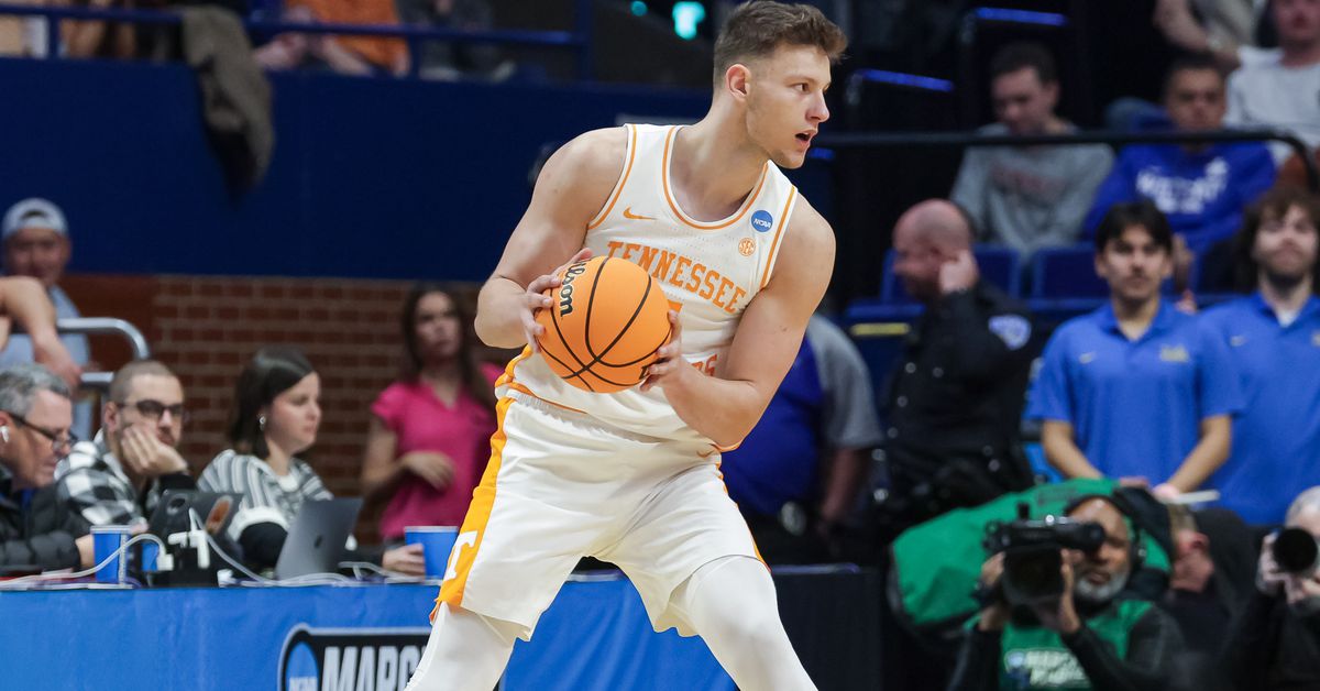 Sixers sign Igor Milicic Jr. and Izan Almanza to Exhibit 10 contracts