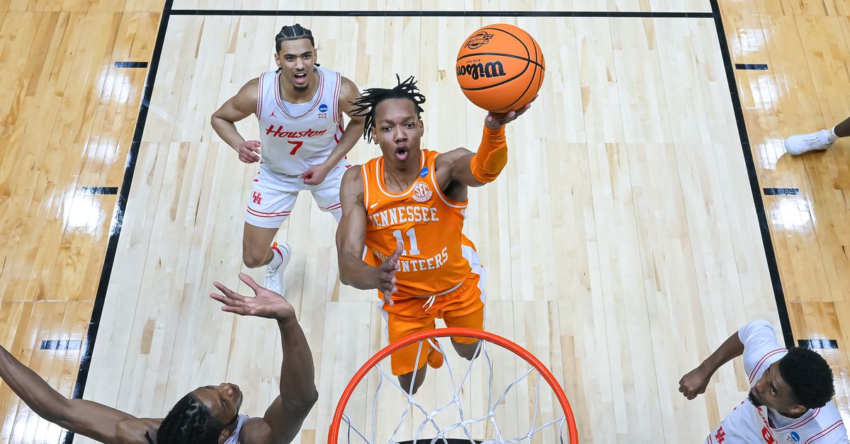 Summer Suns add NCAA Tournament All-Region guard, Tucson product Jordan Gainey