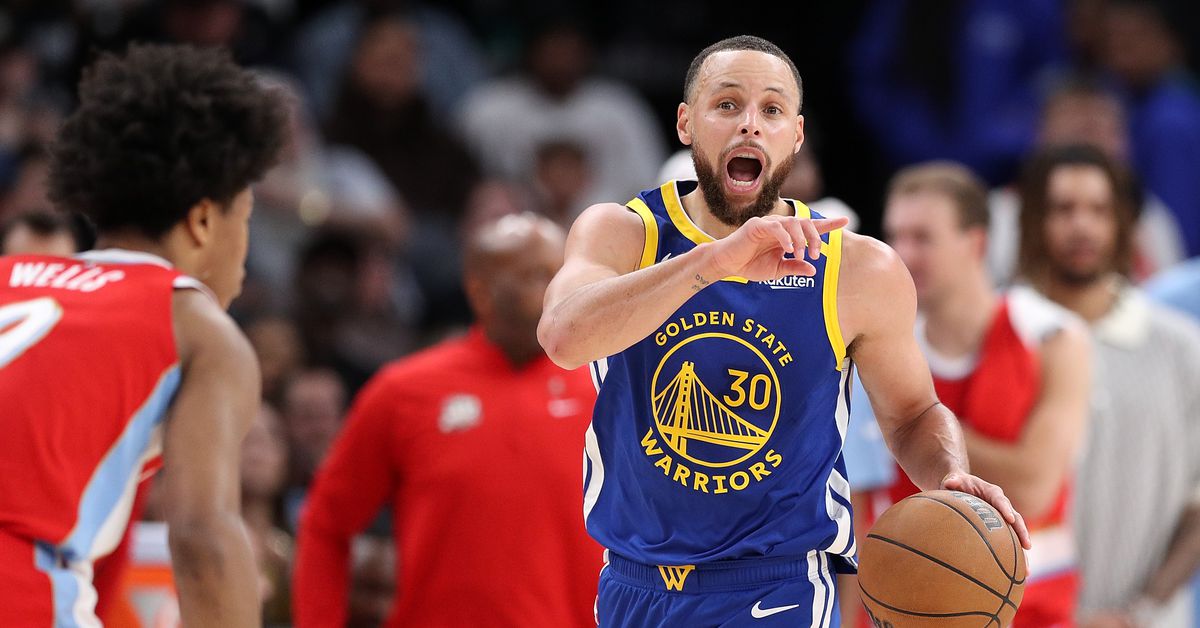 Film breakdown: Warriors down Grizzlies behind Steph Curry’s 52 points