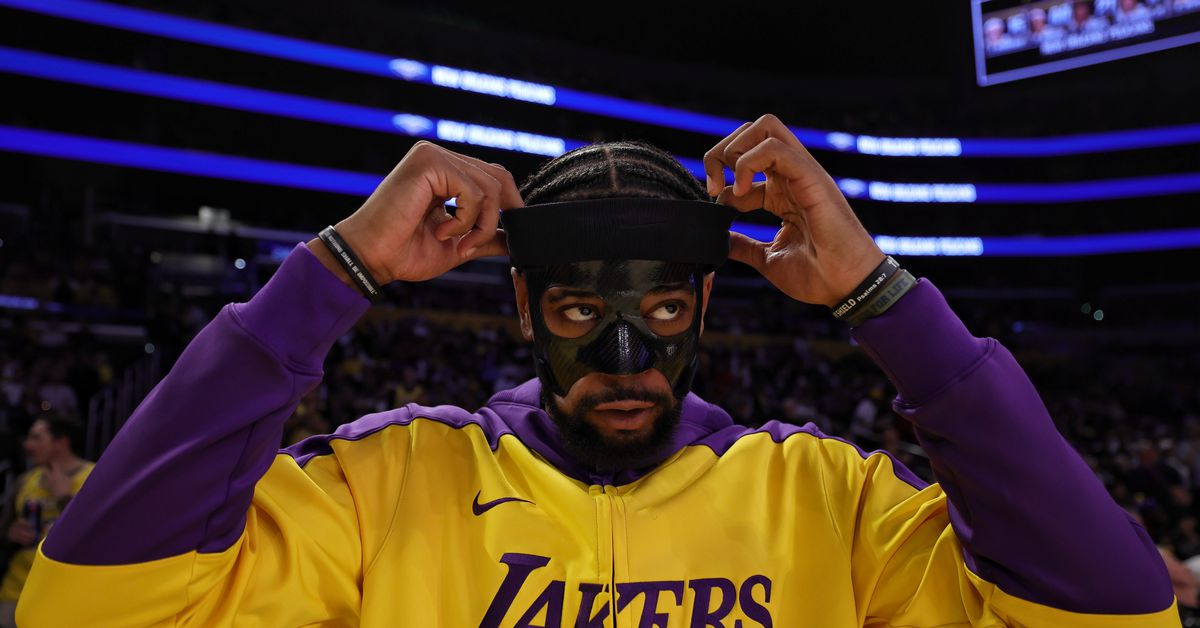 NBA Free Agency: Lakers reportedly pick up Jordan Goodwin’s team option