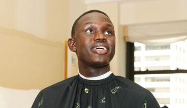 Khaman Maluach Is Now A Phoenix Sun!