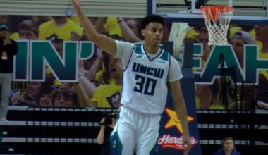 Hornets sign Charlotte native Jaylen Sims for remainder of season