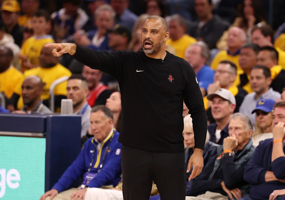 Houston Rockets head coach Ime Udoka issues instructions during a game against the Golden State Warriors at Chase Center.Kelley L Cox-Imagn Images