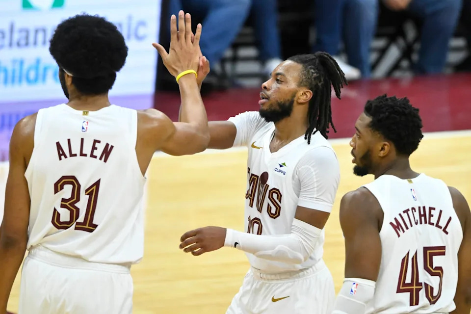 Cleveland Cavaliers stars Jarrett Allen, Darius Garland and Donovan Mitchell© David Richard-Imagn Images