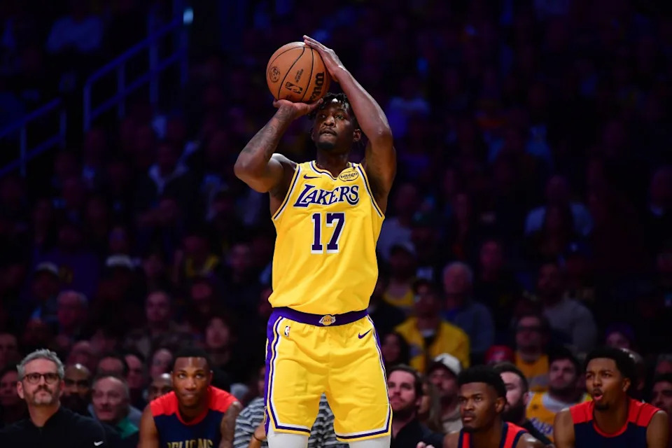 Los Angeles, California, USA; Los Angeles Lakers forward Dorian Finney-Smith (17) shoots against the New Orleans Pelicans during the first half at Crypto.com Arena. Mandatory Credit: Gary A. Vasquez-Imagn ImagesMandatory Credit&colon; Gary A&period; Vasquez-Imagn Images