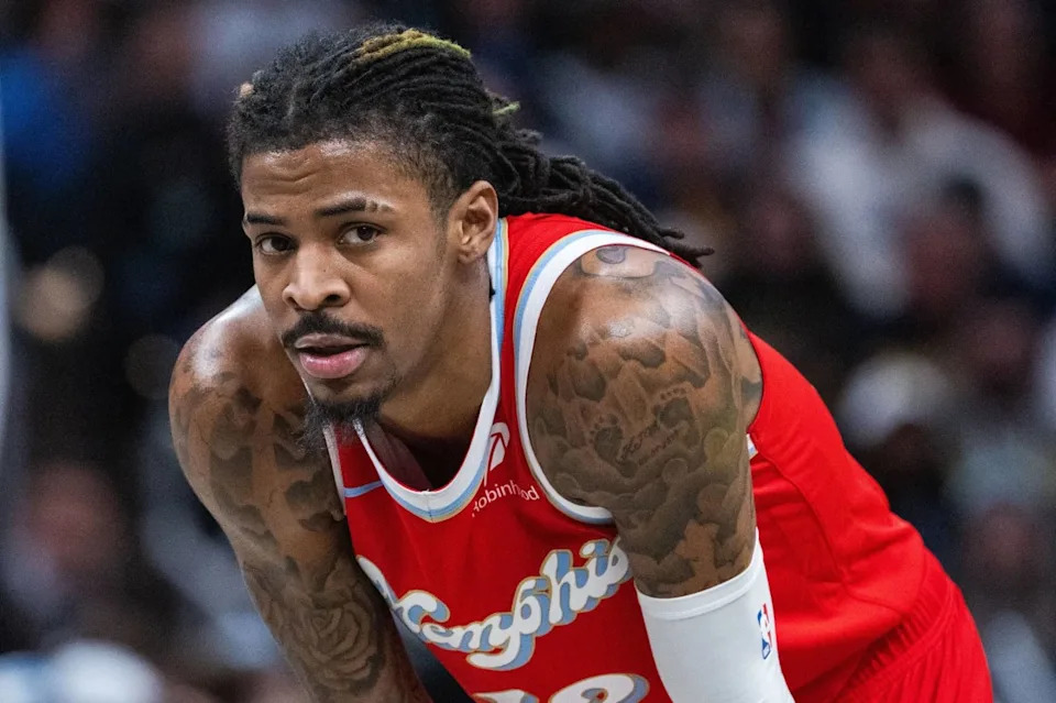 Memphis Grizzlies guard Ja Morant (12) in the first half against the Indiana Pacers at Gainbridge Fieldhouse.Mandatory Credit&colon; Trevor Ruszkowski-Imagn Images