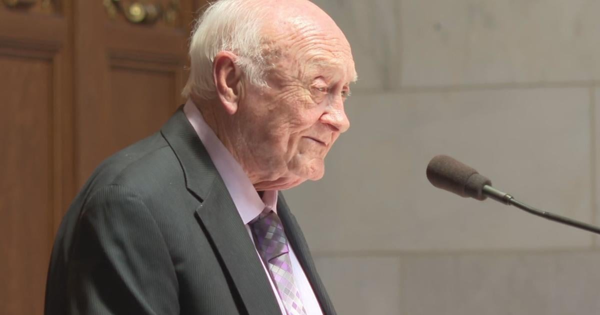 Winningest coach in Wisconsin basketball history Jerry Petitgoue dies at 84 | News